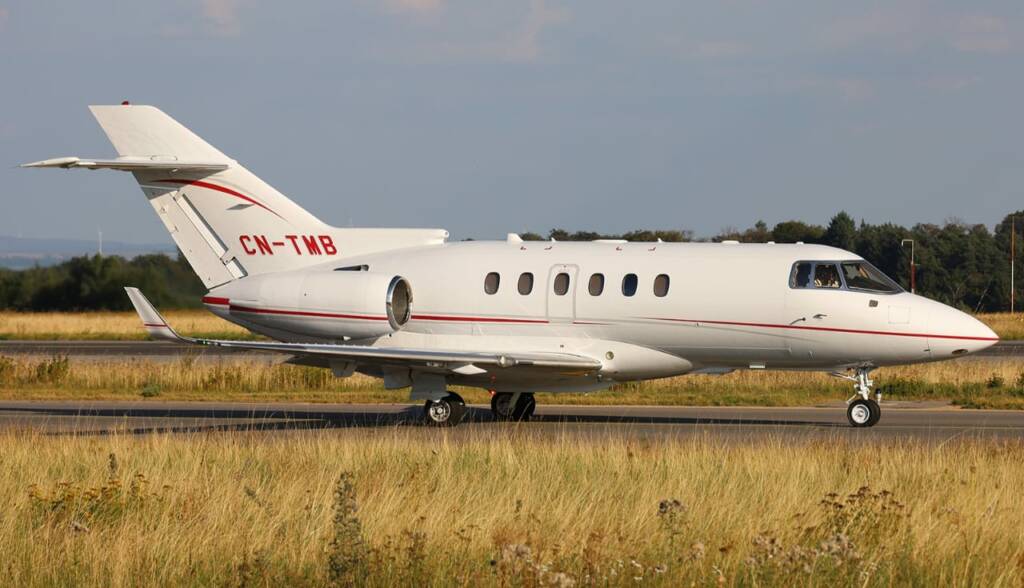 Hawker 800 private jet on the ground, luxury private aviation service in Morocco by Morocco Luxury Highlights