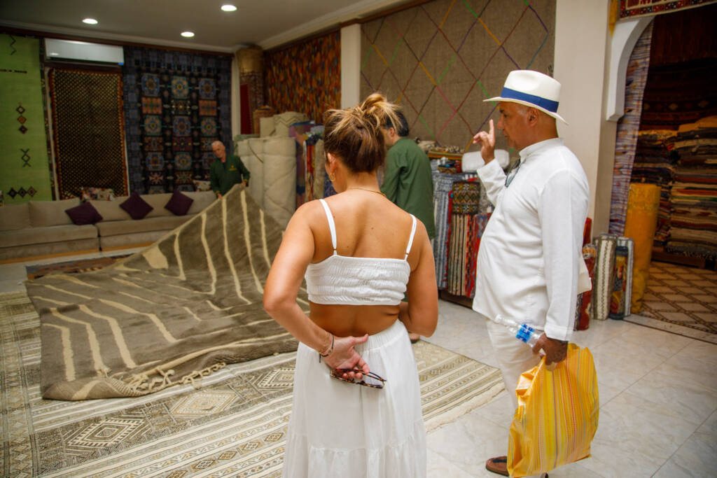 Explore the Marrakech medina with a dedicated personal shopper who unlocks the finest local craftsmanship, from bespoke pieces to rare finds. A curated and stress-free luxury shopping journey in Morocco