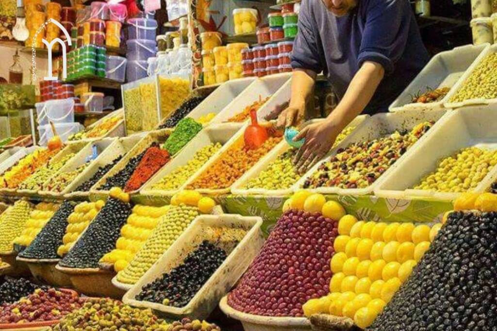 The Role of Spices in Street Food